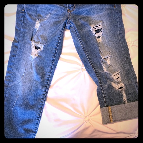 American Eagle cropped distressed  jeans - Picture 1 of 8